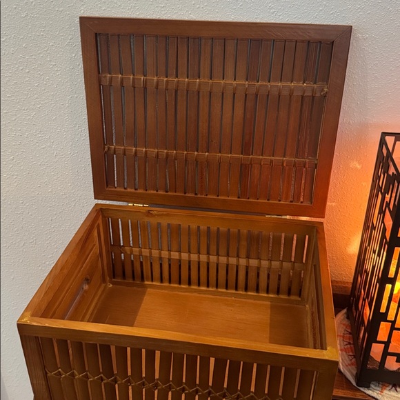 Bamboo VTG Chest Storage Box - Picture 4 of 10